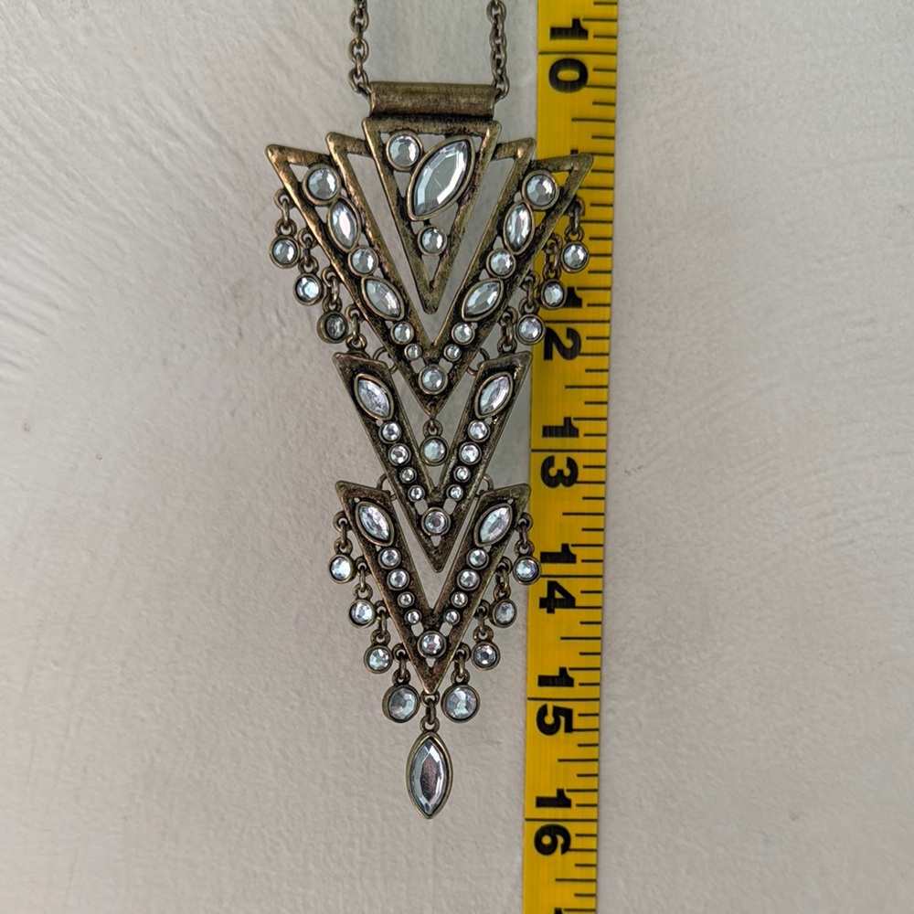 Elegant Looking Gold Colored and Silver Colored Statement Necklace